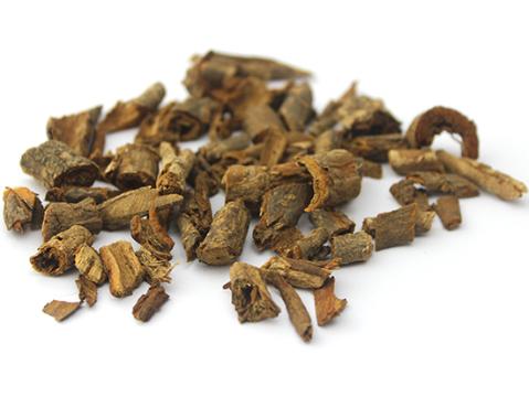 余甘子皮冒充紫荆皮 使用时注意鉴别